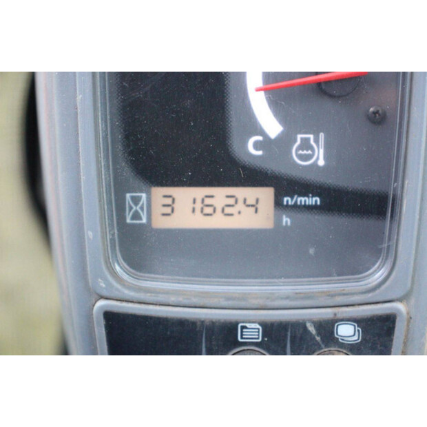 2017 كوبوتا U27-4-44214244