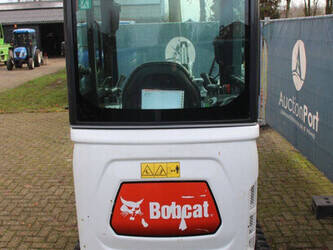 2021-bobcat-e17c-44214304