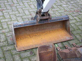 2021-bobcat-e17c-44214317