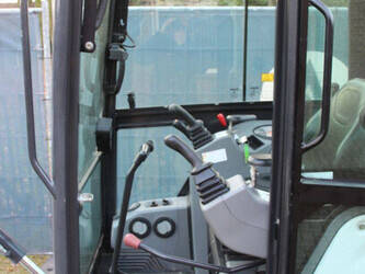 2021-bobcat-e17c-44214329