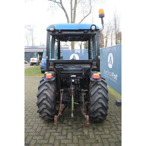 2017 New Holland Boomer 35-44214364