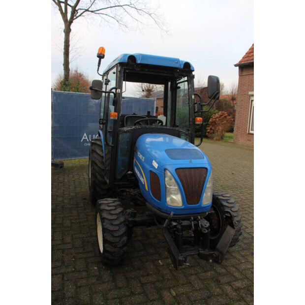 2017 New Holland Boomer 35-44214366