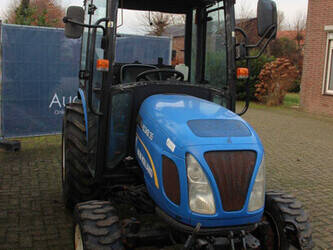 2017-new-holland-boomer-35-44214366