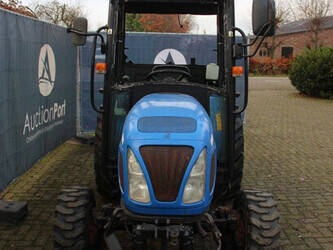 2017-new-holland-boomer-35-44214368