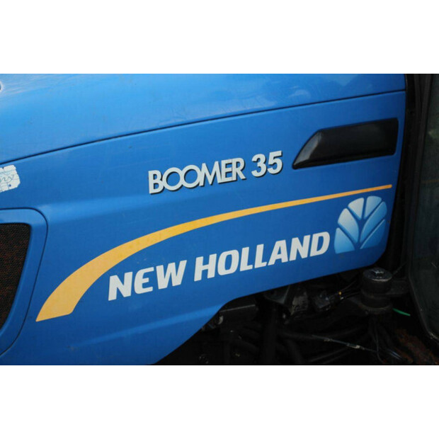 2017 New Holland Boomer 35-44214371
