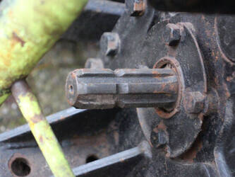 2017-new-holland-boomer-35-44214386