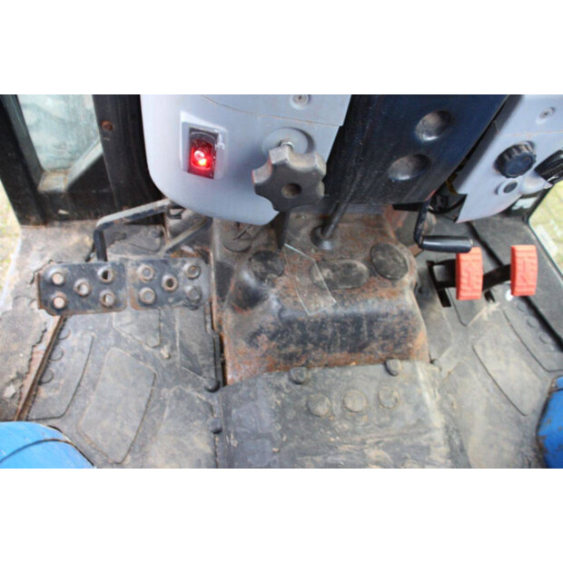 2017 New Holland Boomer 35-44214392