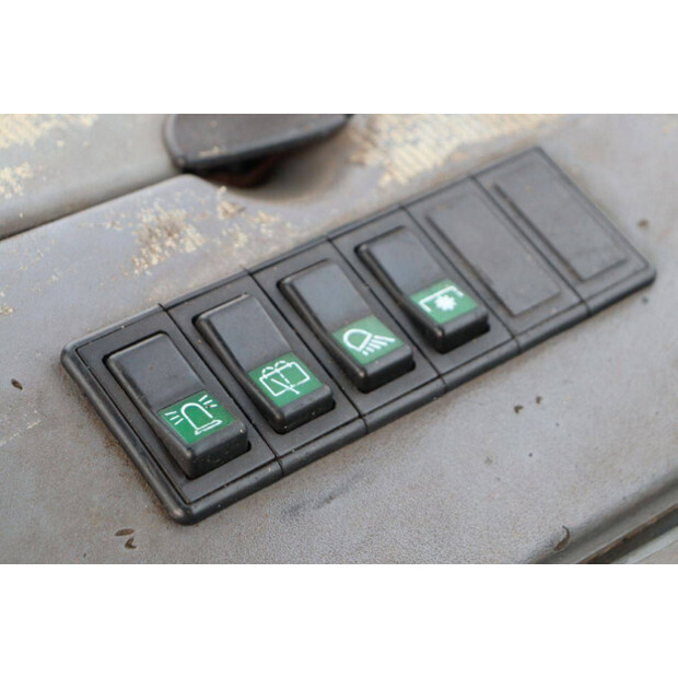 2002 فاهر-دويتس Fahr Agrotron 106 MK3-44214873