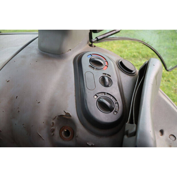 2002 فاهر-دويتس Fahr Agrotron 106 MK3-44214876