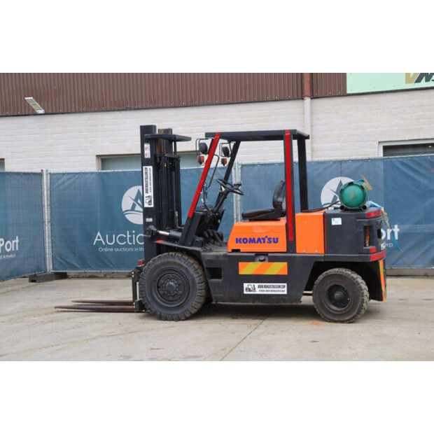 Komatsu V045L233-44215078