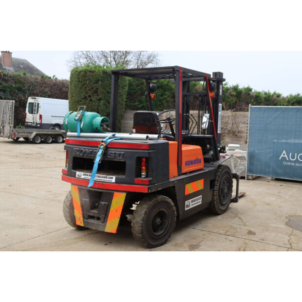 Komatsu V045L233-44215081