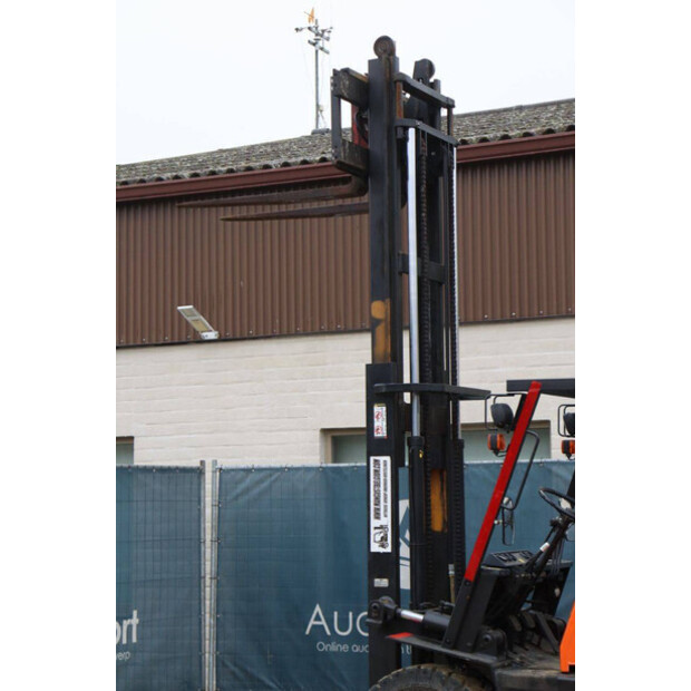 Komatsu V045L233-44215119