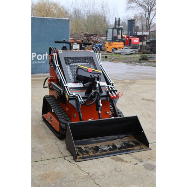 2025 SKIDSTER 36C-44215181