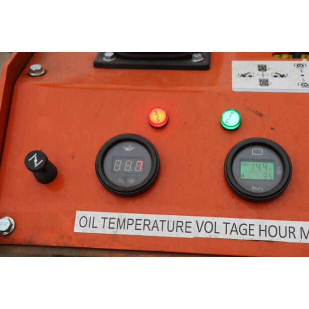 2025 SKIDSTER 36C-44215193