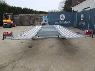 lorries-2700rt-1393255-44215208