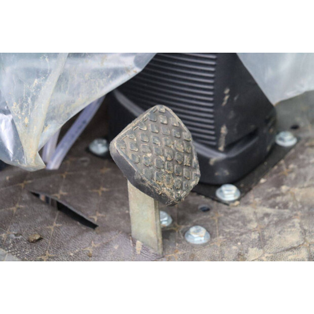 2025 Nycheki Y25-42-44215304