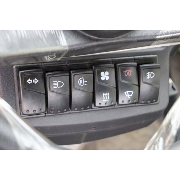 2025 Nycheki Y25-42-44215310