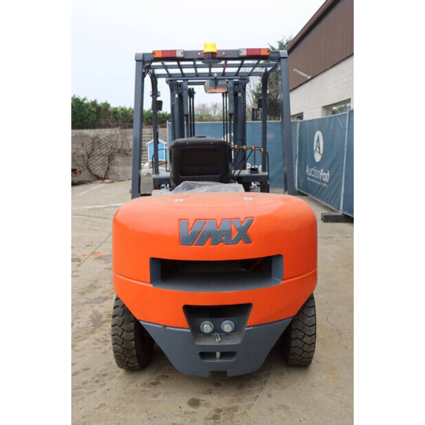 2024 VMAX CPCD40-44215340