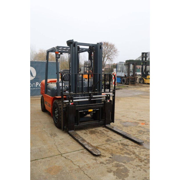 2024 VMAX CPCD40-44215342