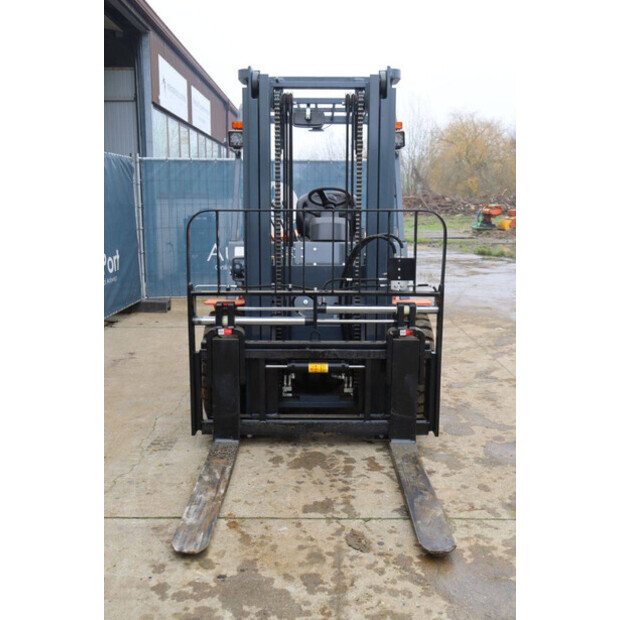 2024 VMAX CPCD40-44215343