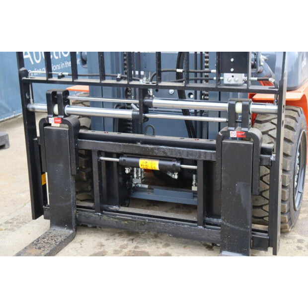 2024 VMAX CPCD40-44215346