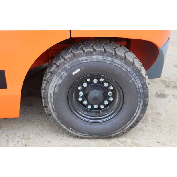 2024 VMAX CPCD40-44215352