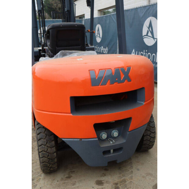 2024 VMAX CPCD40-44215354