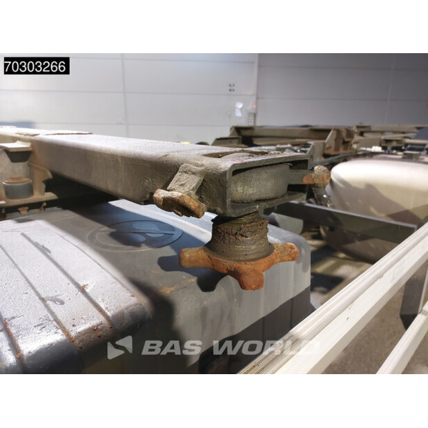 2016 مرسيدس بنز Antos 2533-44215389