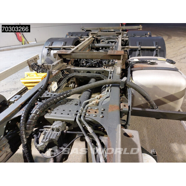 2016 مرسيدس بنز Antos 2533-44215391