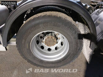 2016-mercedes-benz-antos-2533-1393259-44215395