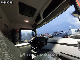 2016-mercedes-benz-antos-2533-1393259-44215407