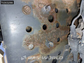 2016-mercedes-benz-antos-2533-1393259-44215411