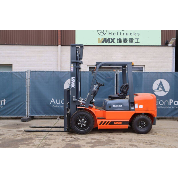 2025 VMAX CPCD30-44215490