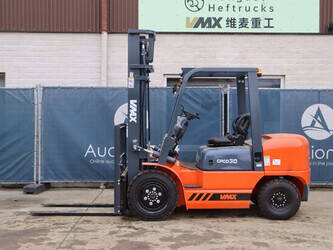 2025-vmax-cpcd30-44215490