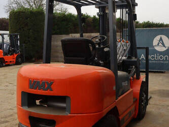 2025-vmax-cpcd30-44215494