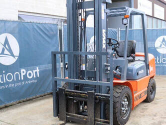 2025-vmax-cpcd30-44215497