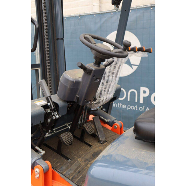 2025 VMAX CPCD30-44215512