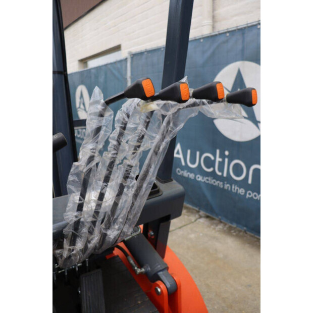 2025 VMAX CPCD30-44215517