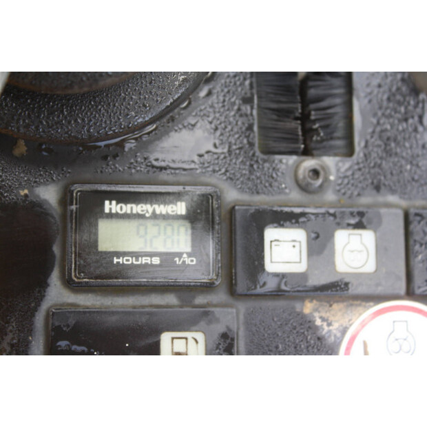 2022 JCB 8008 CT-44215750