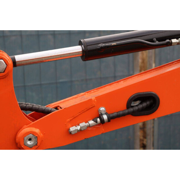 2024 جي بي سي KV12-44216065