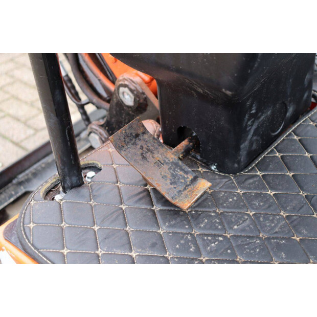 2024 جي بي سي KV12-44216077