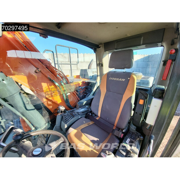 2016 Doosan DX170W-5-44216112