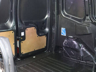 2021-ford-transit-courier-1393282-44216248