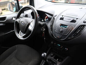 2021-ford-transit-courier-1393282-44216250