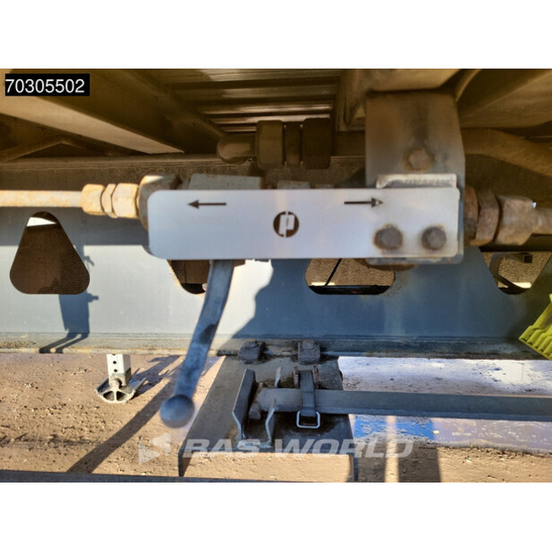 2018 Peischl OTHERS-44216300