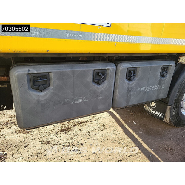 2018 Peischl OTHERS-44216303