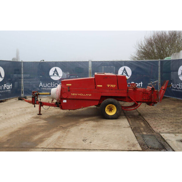 New Holland 370 Hayliner-44216387