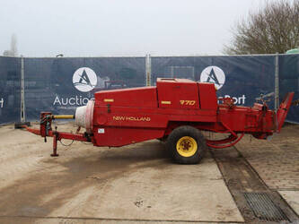 new-holland-370-hayliner-44216387