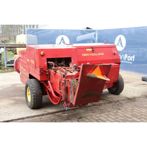 New Holland 370 Hayliner-44216389