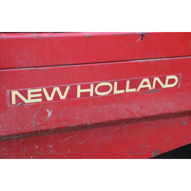 New Holland 370 Hayliner-44216400